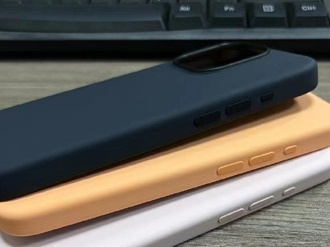 龙里苹果14维修站分享iPhone14手机壳能直接给iPhone15用吗?