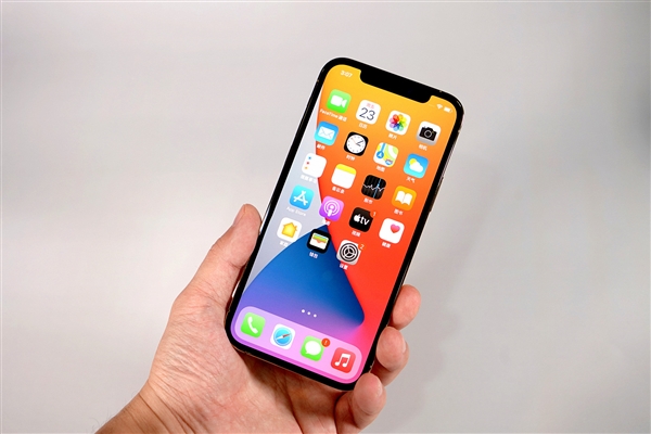 龙里苹果手机维修分享iOS 14.2修订版已到，专属iPhone 12系列 